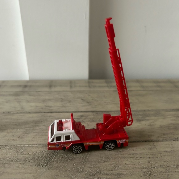 🚒🚨FDNY Lot of Transportation Vehicles with accessories🚑🚨 - Picture 5 of 13